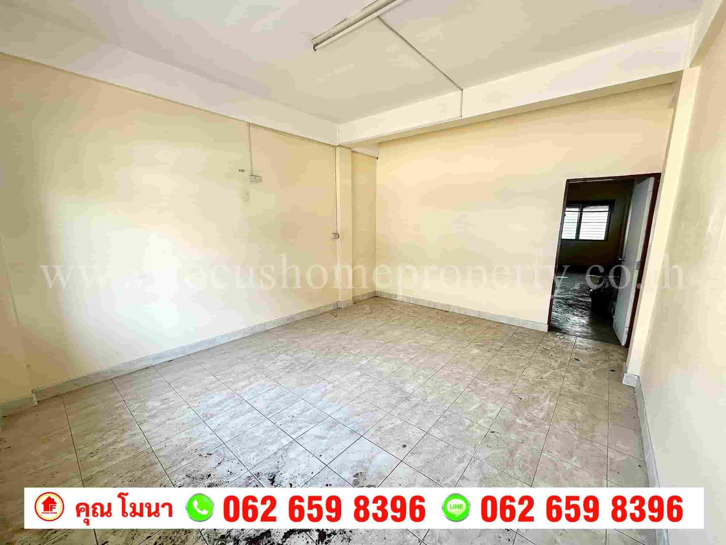 ขาย ตึกแถว 3 ชั้นครึ่ง หมู่บ้าน ดี.เค. บางบอน